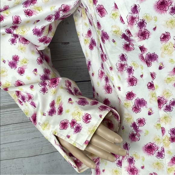 Nicole Miller Floral Jacket 🌺 - Picture 5 of 12